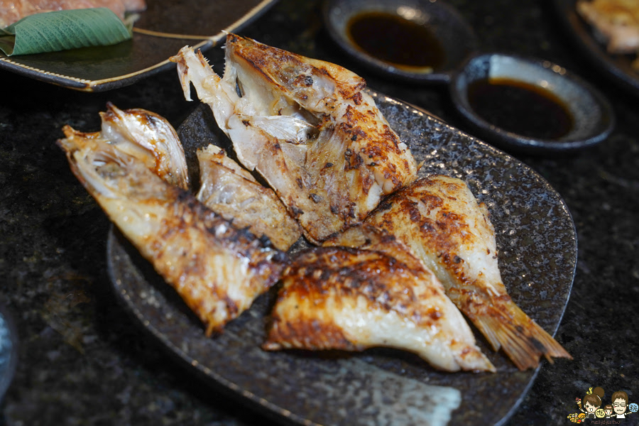 日式燒肉 炭黔燒肉 聚餐 慶生 高雄燒肉 燒烤 推薦 必追 暢飲 生日 包廂 岡山美食