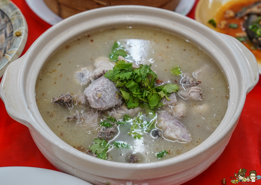 那瑪夏 螢火蟲 甲仙美食 米其林 必比登 芋頭 好吃 旅遊 深山裡的麵包 神社 高雄旅遊