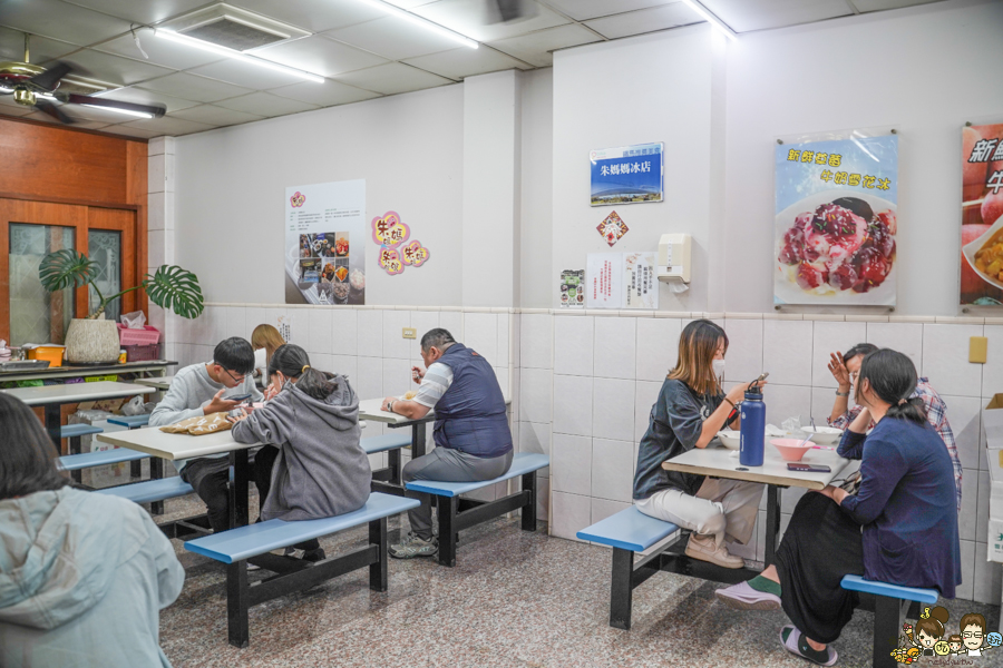 屏東美食 朱媽媽冰店 雪花冰 嫩仙草 手工豆花 芒果冰 好吃 銅板 剉冰