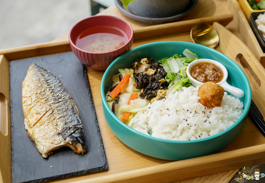 恆春美食 恆春必吃 墾丁 簡餐 ZL小餐館 中式餐點 炸物美食 客製化餐盒 