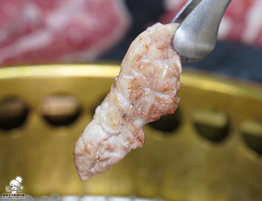 燒肉推薦 無邪燒肉 好吃 聚餐 約會 慶生 獨家 獨特 究好豬 台南美食 必吃 好吃