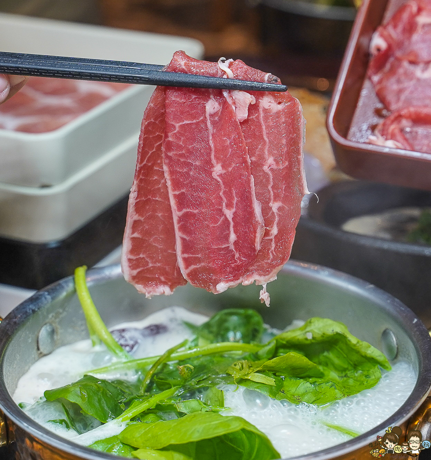 樁涮HOT POT 吃到飽 火鍋 海鮮吃到飽 肉肉 聚餐 聚會 母親節 森林系 鍋物 高雄美食 高雄大港吃鍋