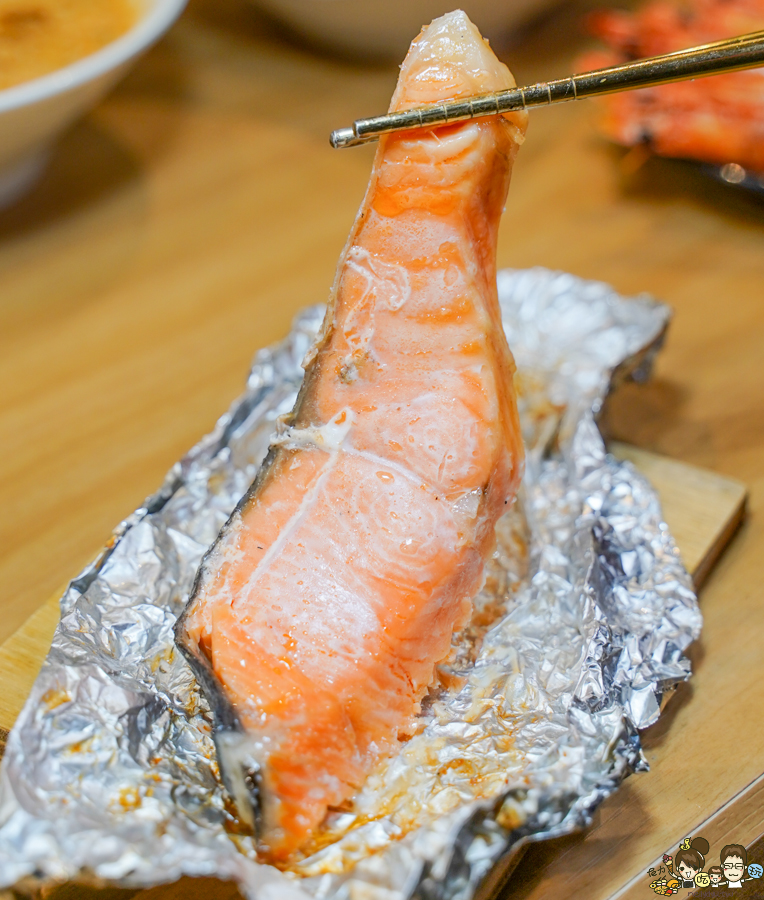 蠔爽 預約制 鳳二市場 市場美食 巷弄美食 鳳山燒烤 海鮮 特色 獨特 新鮮 好吃 鳳山必吃 隱藏版