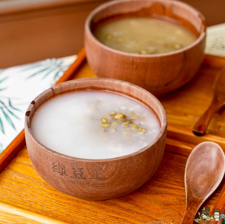 綠豆王 老店 甜湯 老字號 高雄綠豆湯 綠豆沙 巷弄 銅板 飲品 消暑 天然 高雄美食