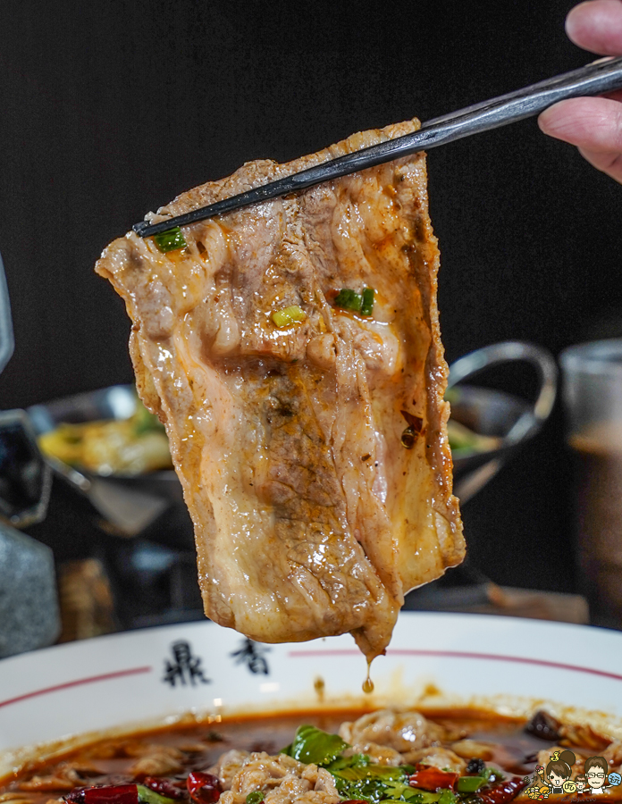 鼎香乾鍋、酸菜魚、水煮牛 高雄美食 聚餐 鍋物 火鍋 麻辣 乾鍋 兩吃 好吃 推薦 獨門 特色 川味 