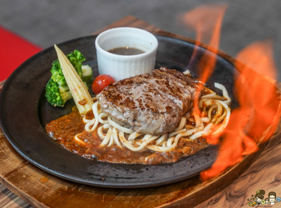 鐵板牛排 平價牛排 自助吧 家庭聚餐 親子 Double 萬牛排館 高雄鐵板牛排 鳳山美食 高雄美食