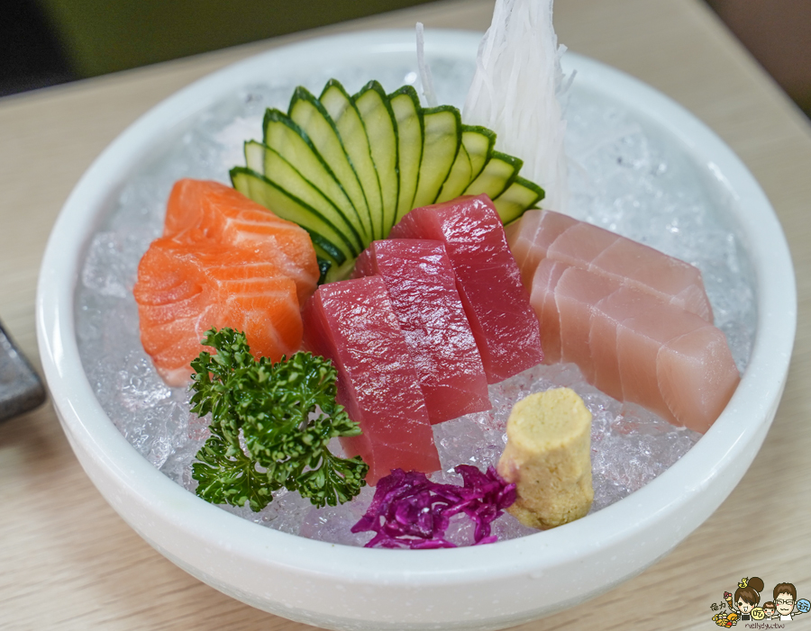 旭久居酒屋 日料 美食 好吃 日本料理 串燒 海鮮 生魚片 苓雅美食 捷運美食 高雄捷運 下班聚會 板前