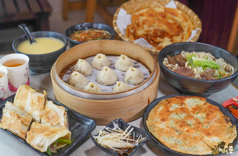 湘帥客棧 小籠湯包 湯包 蒸餃 甜烙餅 手工 蔥油餅 招牌 高雄美食 巷弄 必吃 好吃 推薦 