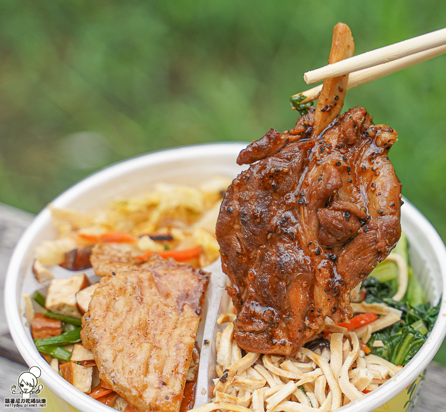 上野烤肉飯 鳳山維新店 烤肉 排骨 胡椒 鳳山 便當 餐盒 免百元 