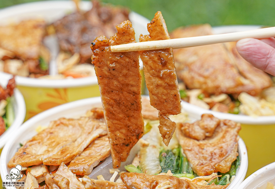 上野烤肉飯 鳳山維新店 烤肉 排骨 胡椒 鳳山 便當 餐盒 免百元 