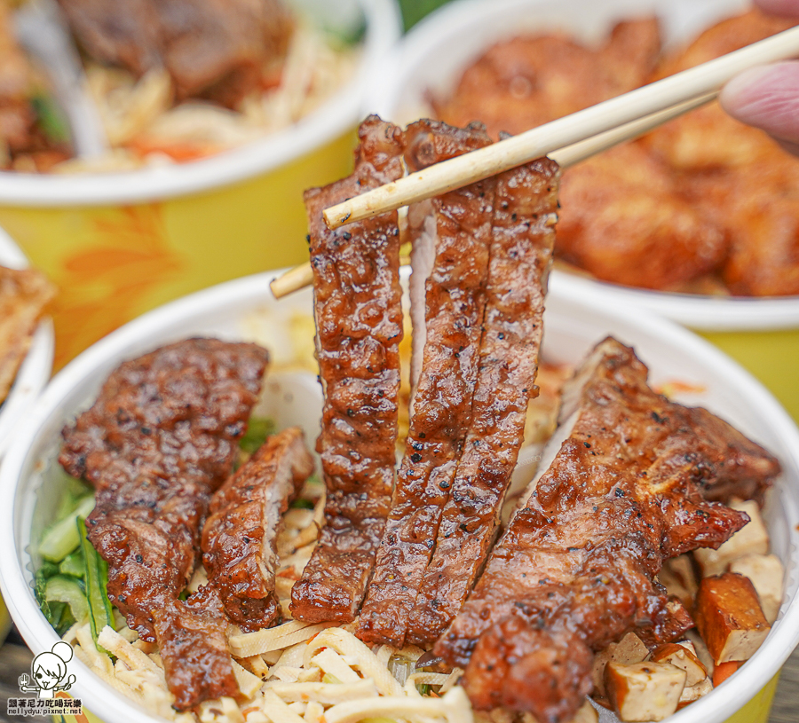 上野烤肉飯 鳳山維新店 烤肉 排骨 胡椒 鳳山 便當 餐盒 免百元 