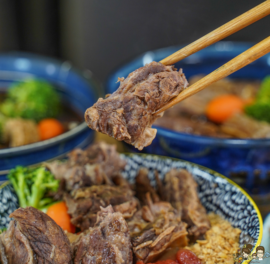 牛肉麵 肉肉控 台南美食 必吃牛肉麵 好吃 推薦 在地 宅配 冷凍包 新鮮 小拉麵 