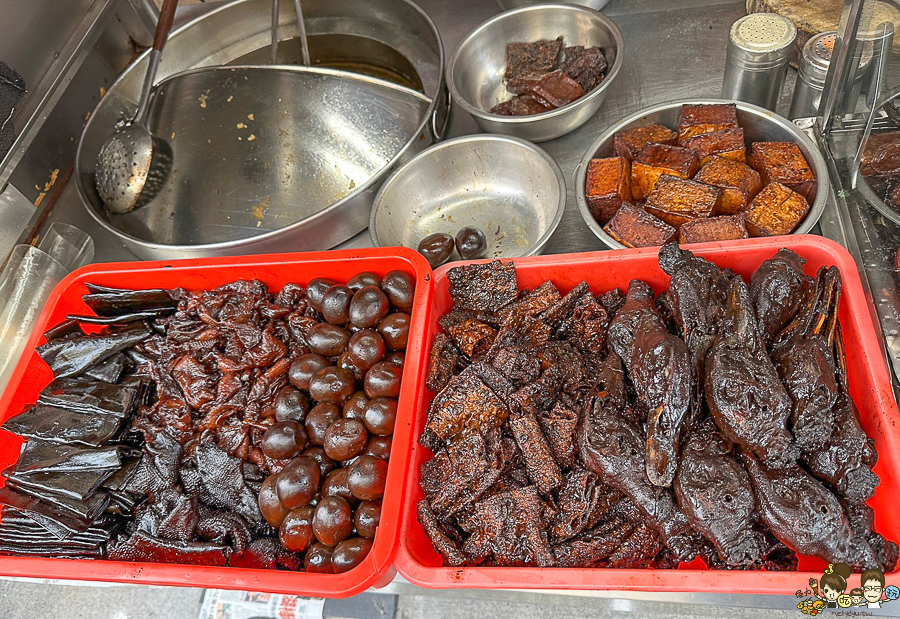 李 東山鴨頭 鼎山街美食 高雄美食 在地 好吃 推薦 小吃