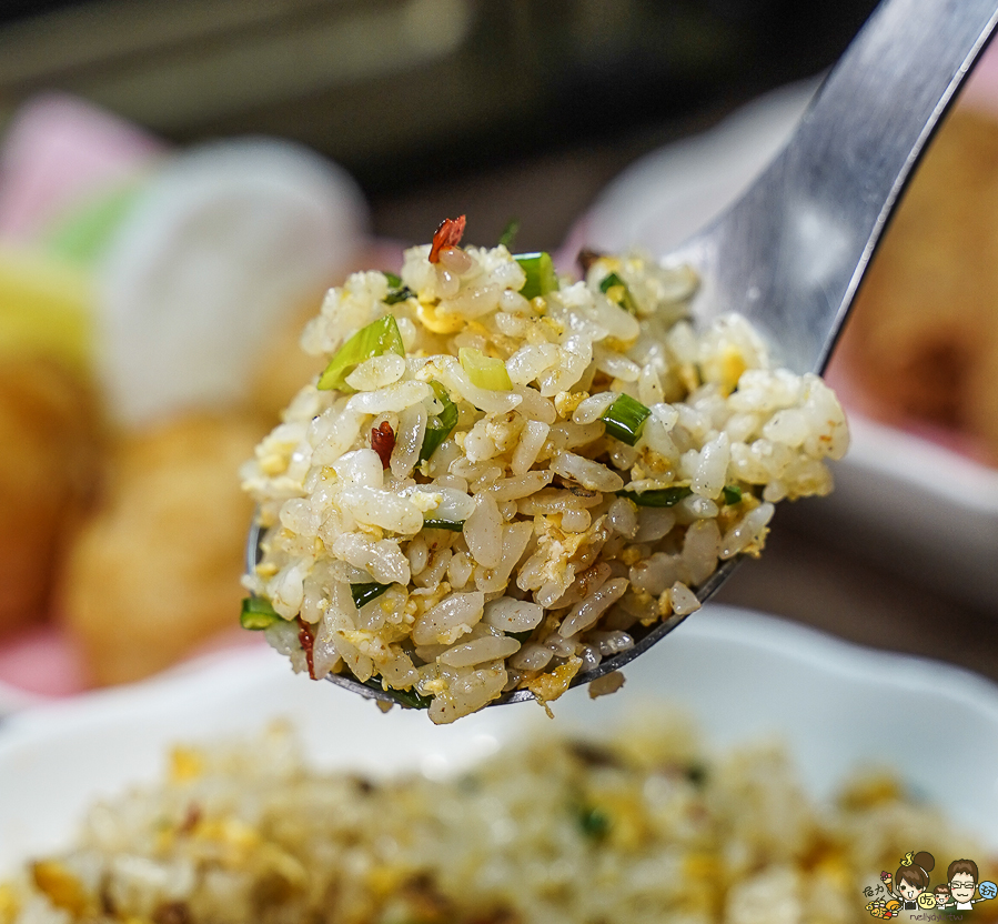 3千金呷飯館(顏家沙鍋魚頭) 高雄美食 炒飯 海鮮粥 沙鍋 熱河美食