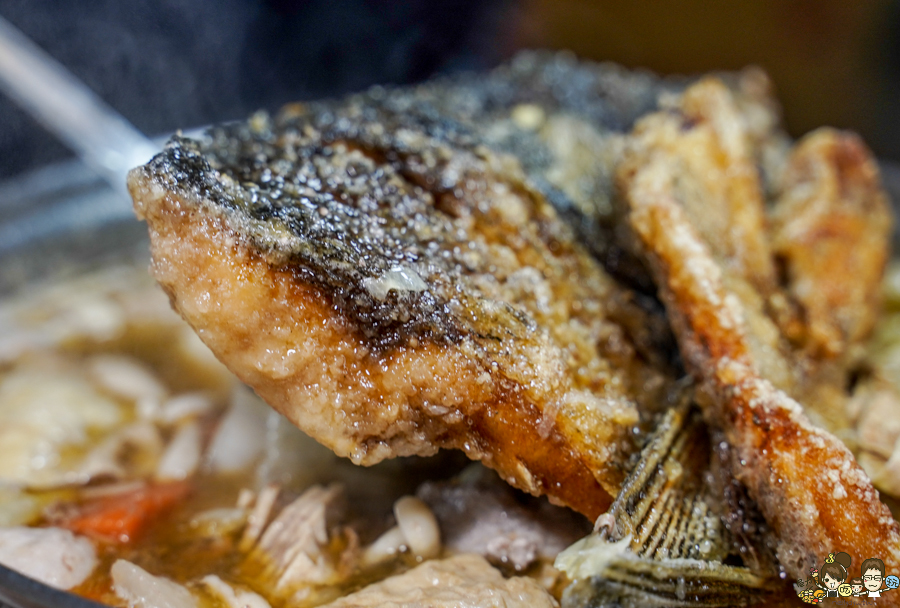 3千金呷飯館(顏家沙鍋魚頭) 高雄美食 炒飯 海鮮粥 沙鍋 熱河美食