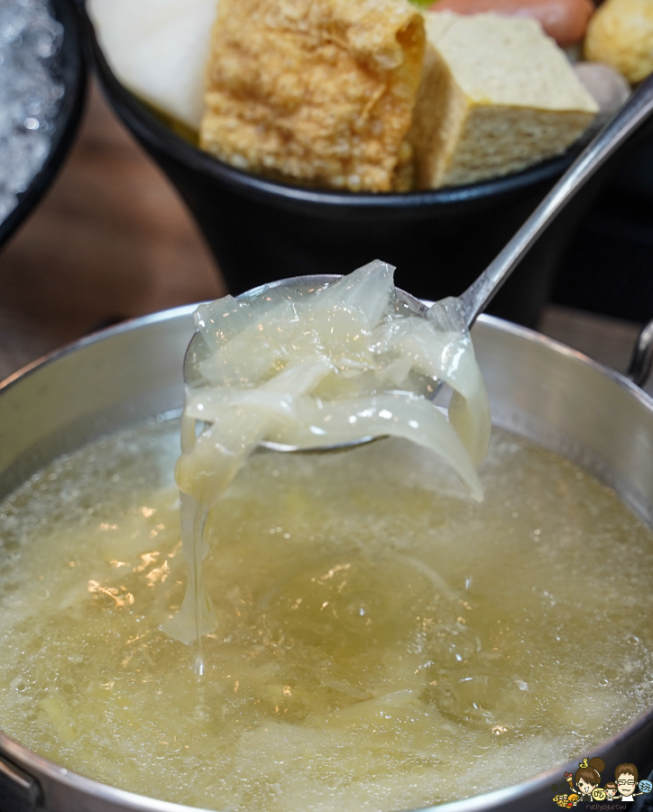 前鎮美食 鍋物 夢時代 堂煮鍋物 高雄鍋物推薦 火鍋 個人鍋 鴛鴦鍋 高雄美食 親子