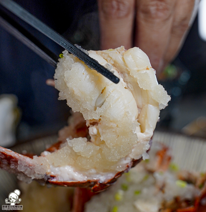 明燒肉 高雄燒肉 包廂 海鮮 活撈 日本和牛 聚餐 約會 慶生 儀式感 好停車 