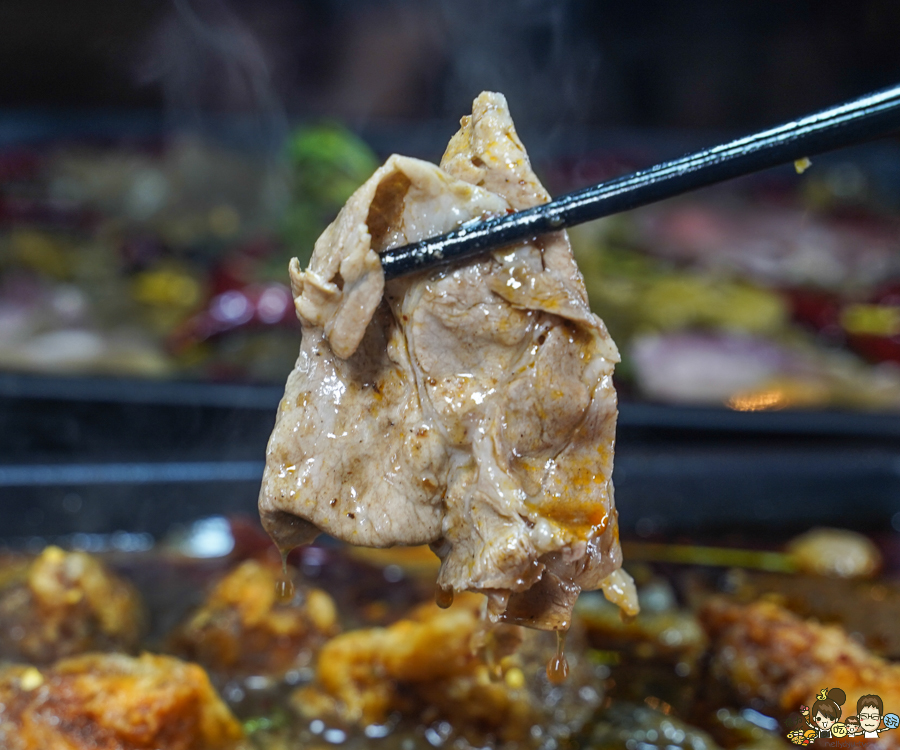 高雄美食 麻辣烤魚 酸菜魚 烤魚 火鍋 鍋物 來漁樂 灑椒 鍋物 石頭火鍋 聚餐