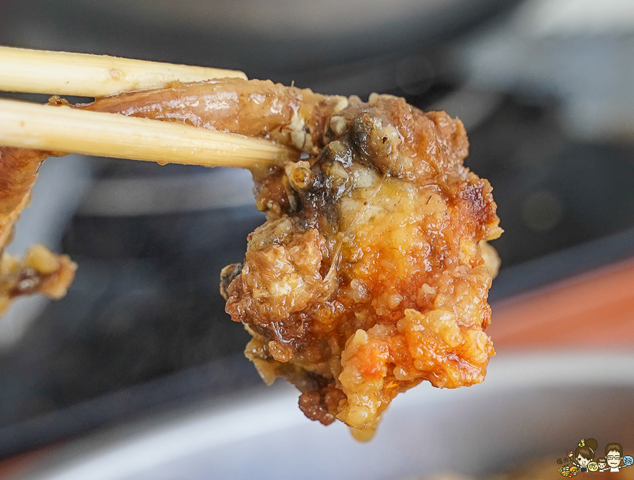 小琉球美食 熱炒 聚餐 和菜 蜂巢蝦 獨特 海鮮 鍋物 砂鍋 必吃 老饕 景觀 美景 碼頭