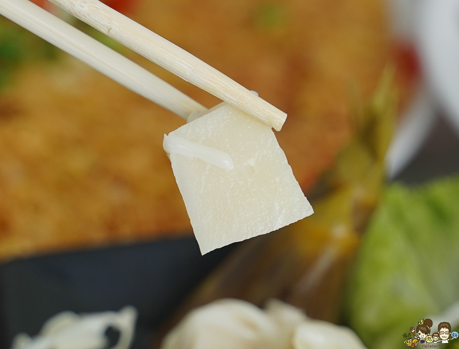 小琉球美食 熱炒 聚餐 和菜 蜂巢蝦 獨特 海鮮 鍋物 砂鍋 必吃 老饕 景觀 美景 碼頭