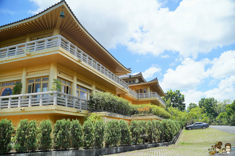 佛光山 素食 餐廳 金閣寺 網美 好吃 免費喝茶 踏青 全家 高雄旅遊 高雄景點