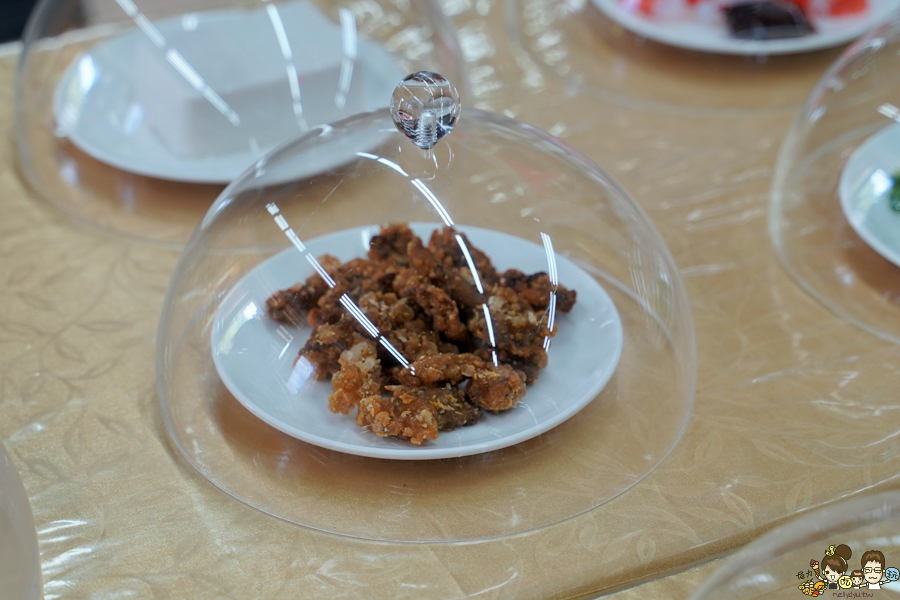 佛光山 素食 餐廳 金閣寺 網美 好吃 免費喝茶 踏青 全家 高雄旅遊 高雄景點