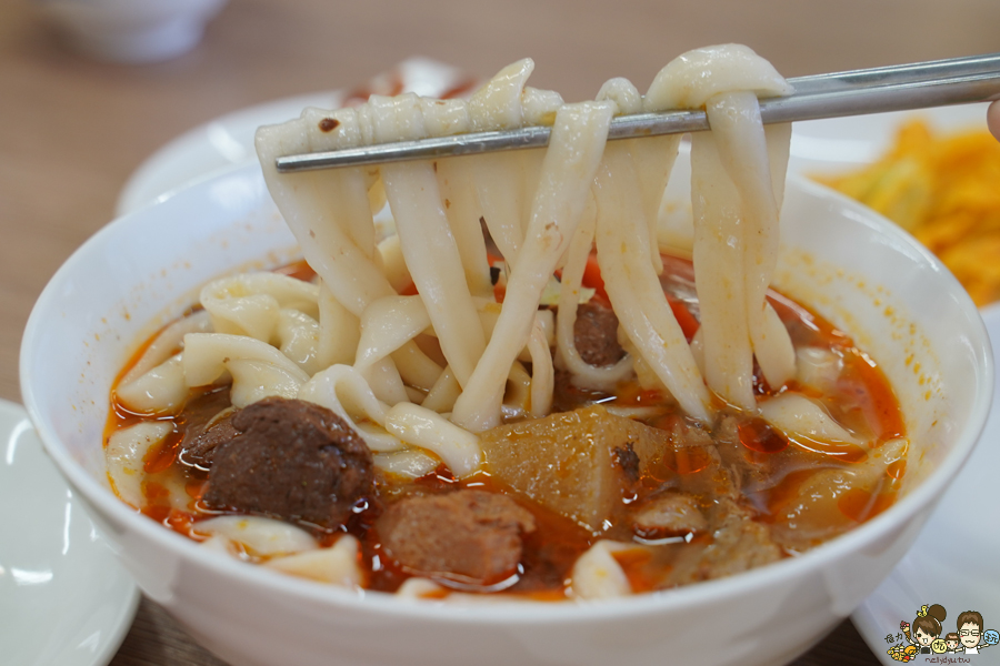 佛光山 素食 餐廳 金閣寺 網美 好吃 免費喝茶 踏青 全家 高雄旅遊 高雄景點