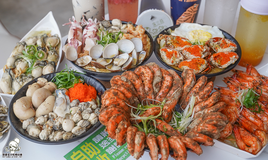 楠梓美食 海鮮 金三益 手搖飲料 聚餐 晚餐 消夜 痛風 海鮮必吃 生蠔 爆量 浮誇 網美 楠梓必吃