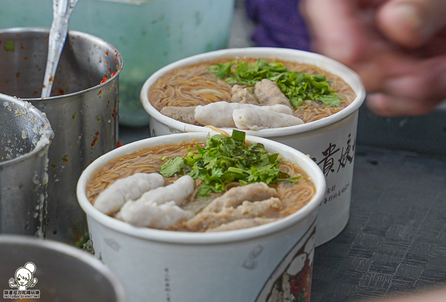 今年貴焿 麵線糊 銅板美食 高雄起家 高雄美食 招牌 首選 麵線糊推薦 好吃 堅果辣椒 