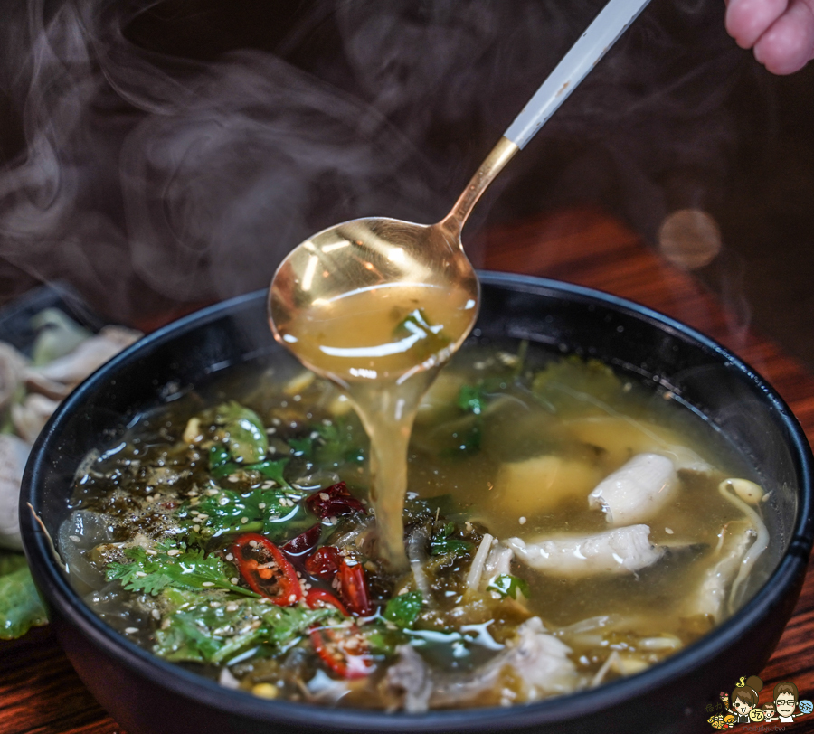 烤骨學院 串串 烤物 聚餐 用餐 隱藏版 巷弄美食 高雄聚餐 聚會 家庭聚餐 捷運美食