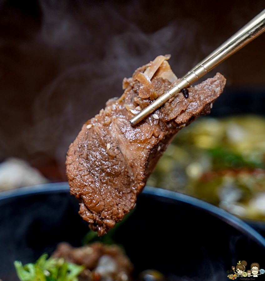 烤骨學院 串串 烤物 聚餐 用餐 隱藏版 巷弄美食 高雄聚餐 聚會 家庭聚餐 捷運美食