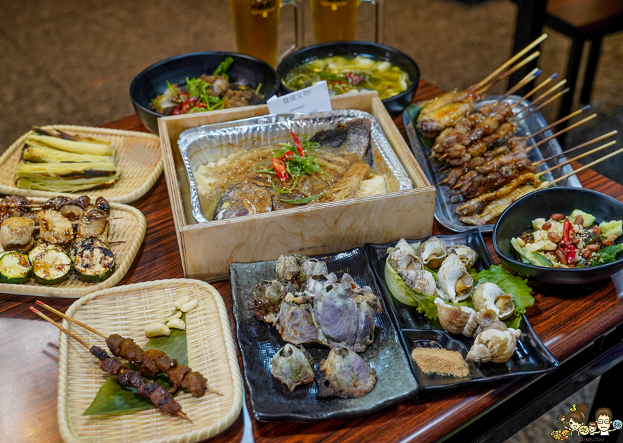 烤骨學院 串串 烤物 聚餐 用餐 隱藏版 巷弄美食 高雄聚餐 聚會 家庭聚餐 捷運美食