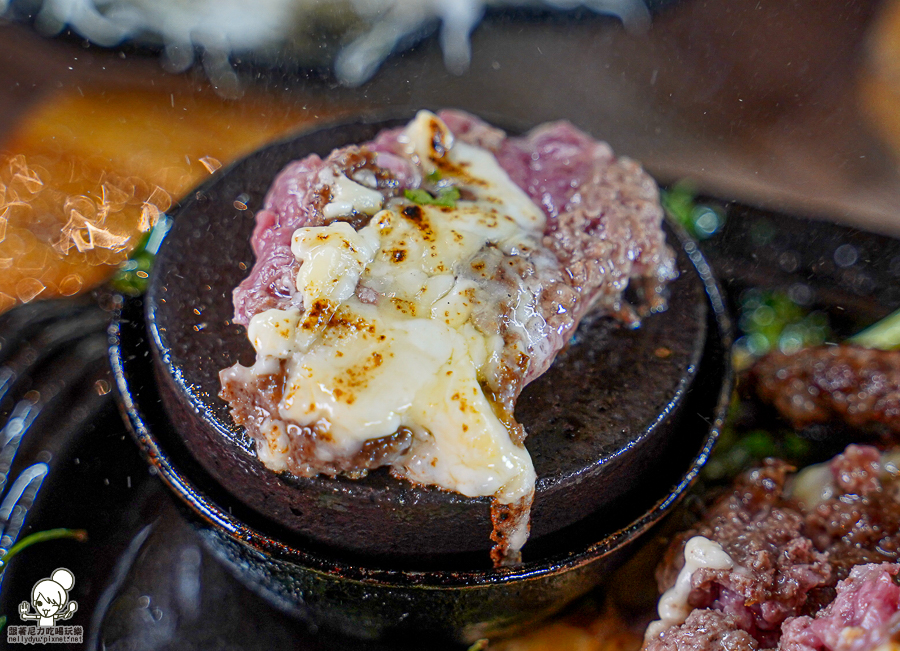 蛋白質 外帶餐盒 便當 手作 牛肉漢堡排 肉排 日式 排隊 高雄美食