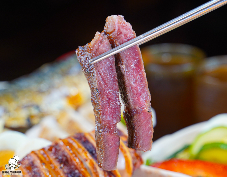 蛋白質 外帶餐盒 便當 手作 牛肉漢堡排 肉排 日式 排隊 高雄美食