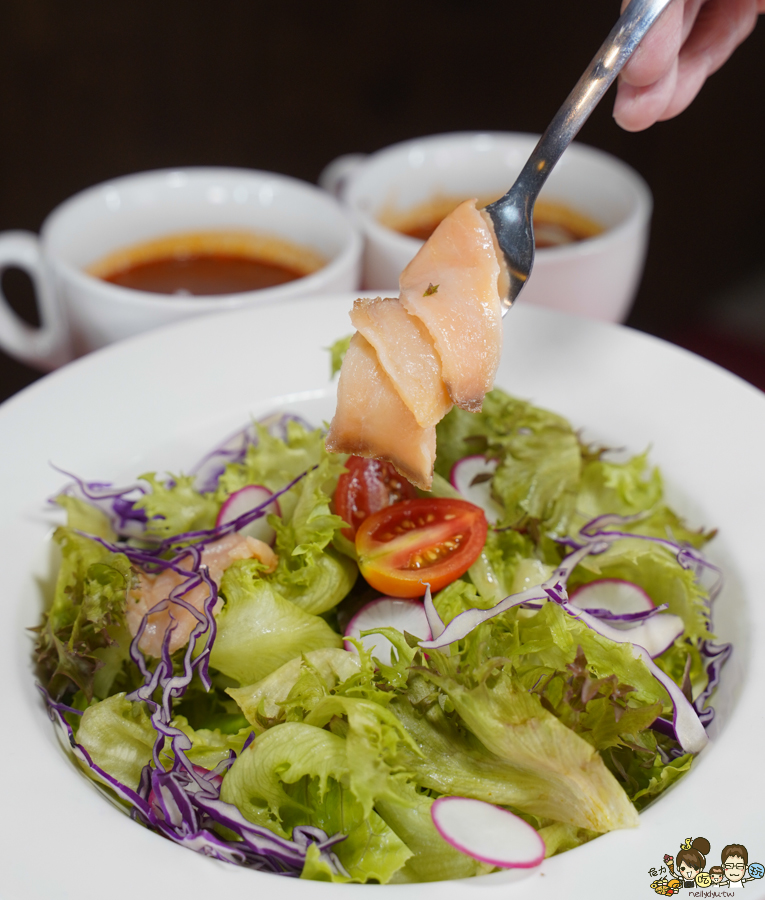 手抓海鮮 墾丁美食 恆春 必吃 好吃 新鮮 海鮮 澎派 小酌 餐酒館 墾丁大街 波賽頓手抓海鮮 