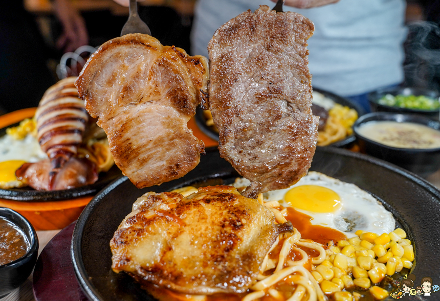 勝利星村 美食 屏東 鐵板牛排 眷村 懷舊 復古 聚餐 屏東美食 大港參貳牛排