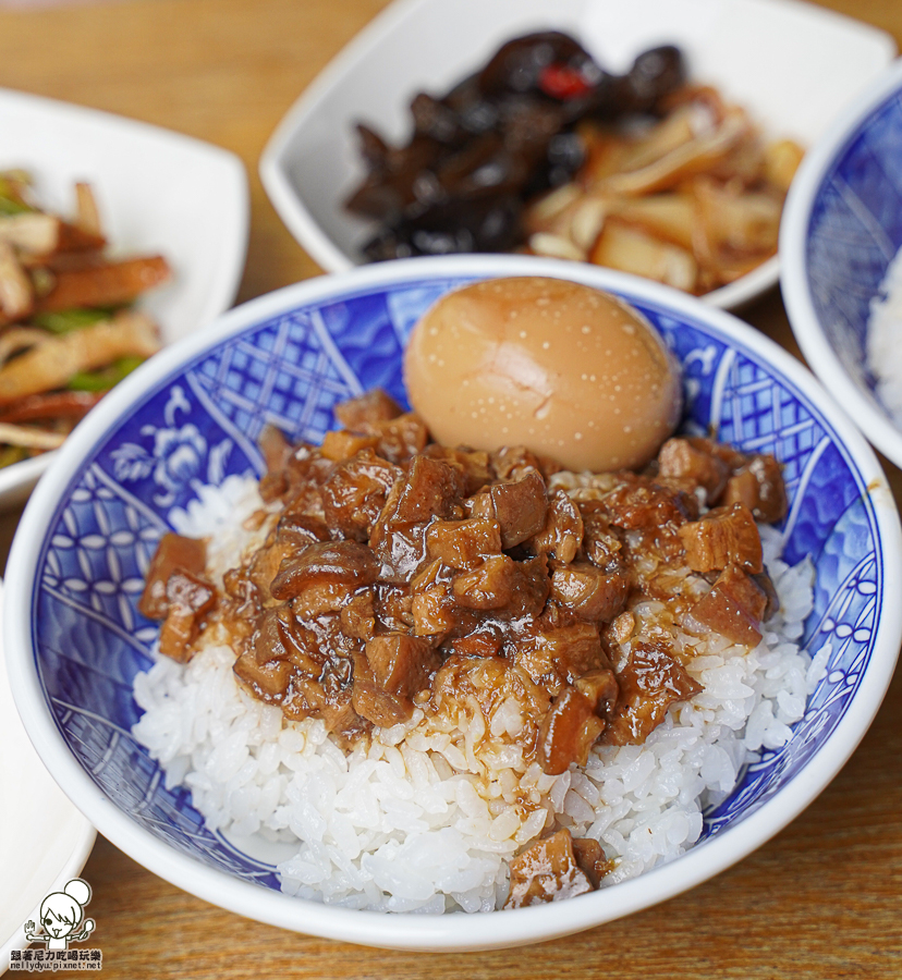 高雄肉燥飯 高雄東波肉 肉燥 巷弄美食 鳳山美食 小吃 燥神