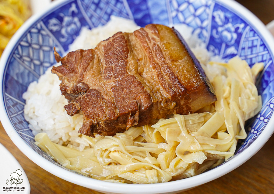 高雄肉燥飯 高雄東波肉 肉燥 巷弄美食 鳳山美食 小吃 燥神