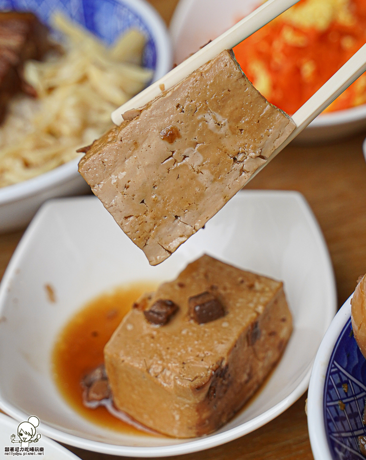 高雄肉燥飯 高雄東波肉 肉燥 巷弄美食 鳳山美食 小吃 燥神