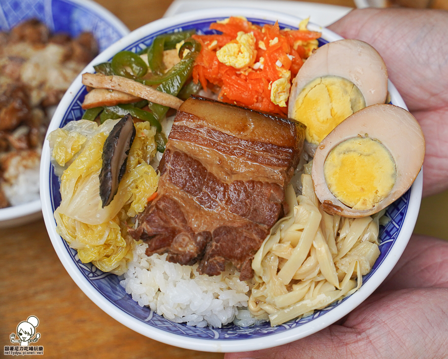 高雄肉燥飯 高雄東波肉 肉燥 巷弄美食 鳳山美食 小吃 燥神