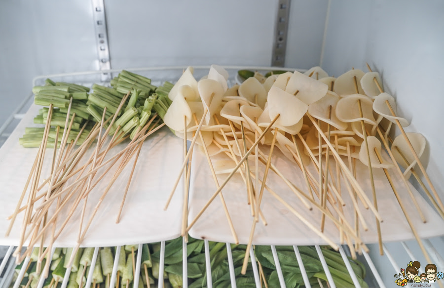 麻辣串串 火鍋 鴛鴦 串庭重慶麻辣 推薦 晚餐宵夜 聚餐 聚會 