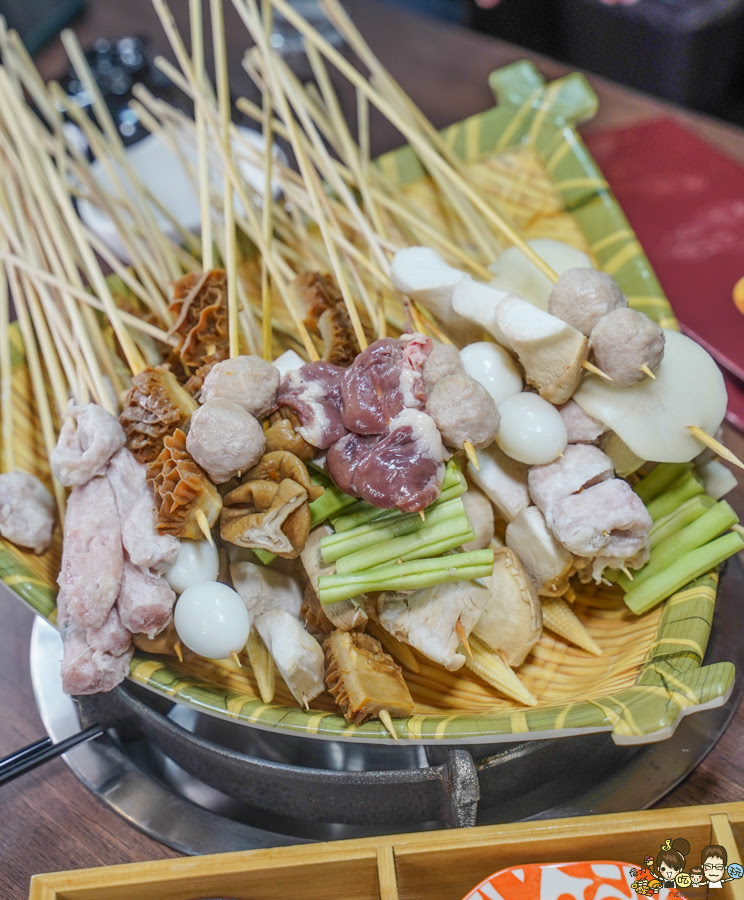 麻辣串串 火鍋 鴛鴦 串庭重慶麻辣 推薦 晚餐宵夜 聚餐 聚會 