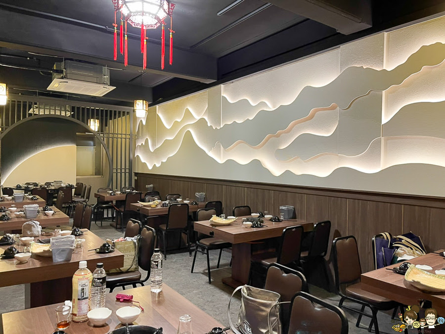 麻辣串串 火鍋 鴛鴦 串庭重慶麻辣 推薦 晚餐宵夜 聚餐 聚會 