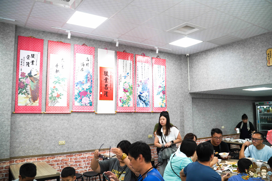 玖肆鴨霸 小琉球必吃 小琉球美食 鴨肉 熱炒 鮮味 新鮮 圓桌 聚餐 聚會 潛水客推薦