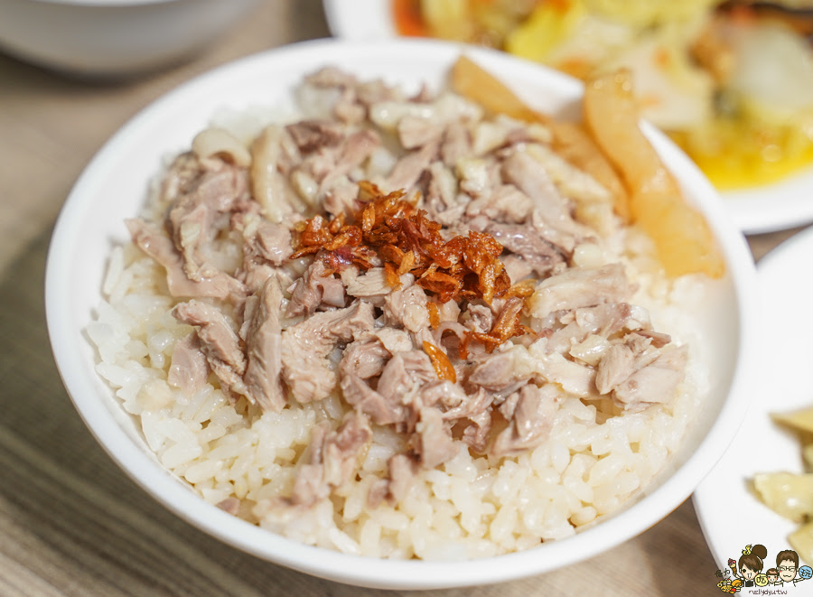 玖肆鴨霸 小琉球必吃 小琉球美食 鴨肉 熱炒 鮮味 新鮮 圓桌 聚餐 聚會 潛水客推薦