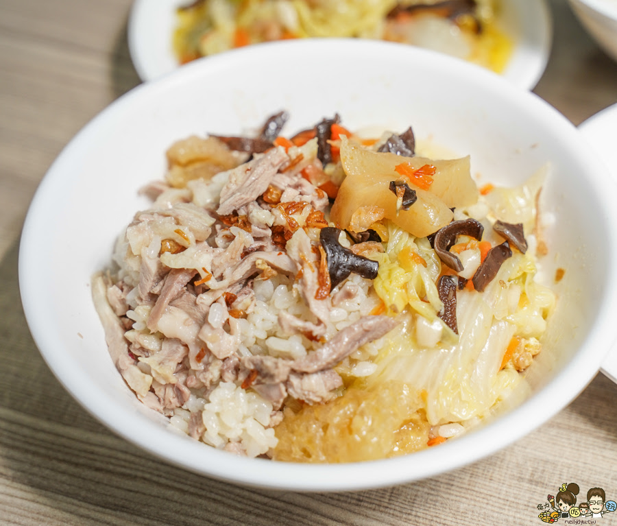 玖肆鴨霸 小琉球必吃 小琉球美食 鴨肉 熱炒 鮮味 新鮮 圓桌 聚餐 聚會 潛水客推薦