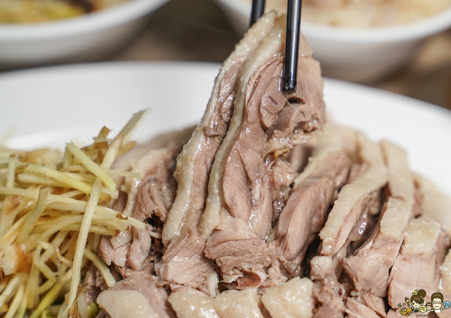 玖肆鴨霸 小琉球必吃 小琉球美食 鴨肉 熱炒 鮮味 新鮮 圓桌 聚餐 聚會 潛水客推薦