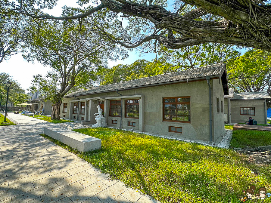 台塑王氏昆仲公園 美食 甜點 市集 商店 文創 高雄景點 高雄旅遊 王永慶、王永在