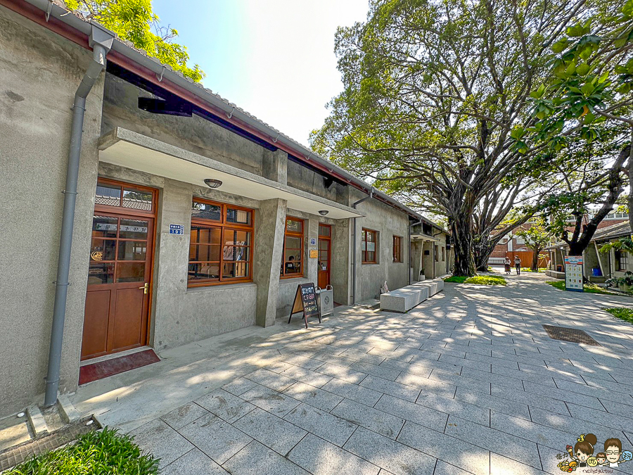 台塑王氏昆仲公園 美食 甜點 市集 商店 文創 高雄景點 高雄旅遊 王永慶、王永在