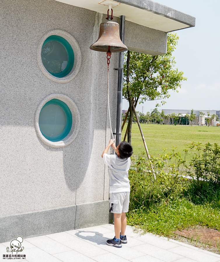 台塑王氏昆仲公園 美食 甜點 市集 商店 文創 高雄景點 高雄旅遊 王永慶、王永在